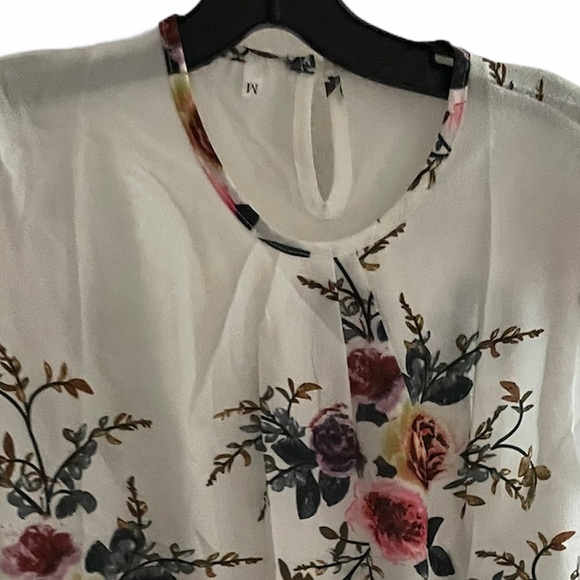 Womens Top White Floral Medium - Picture 4 of 4